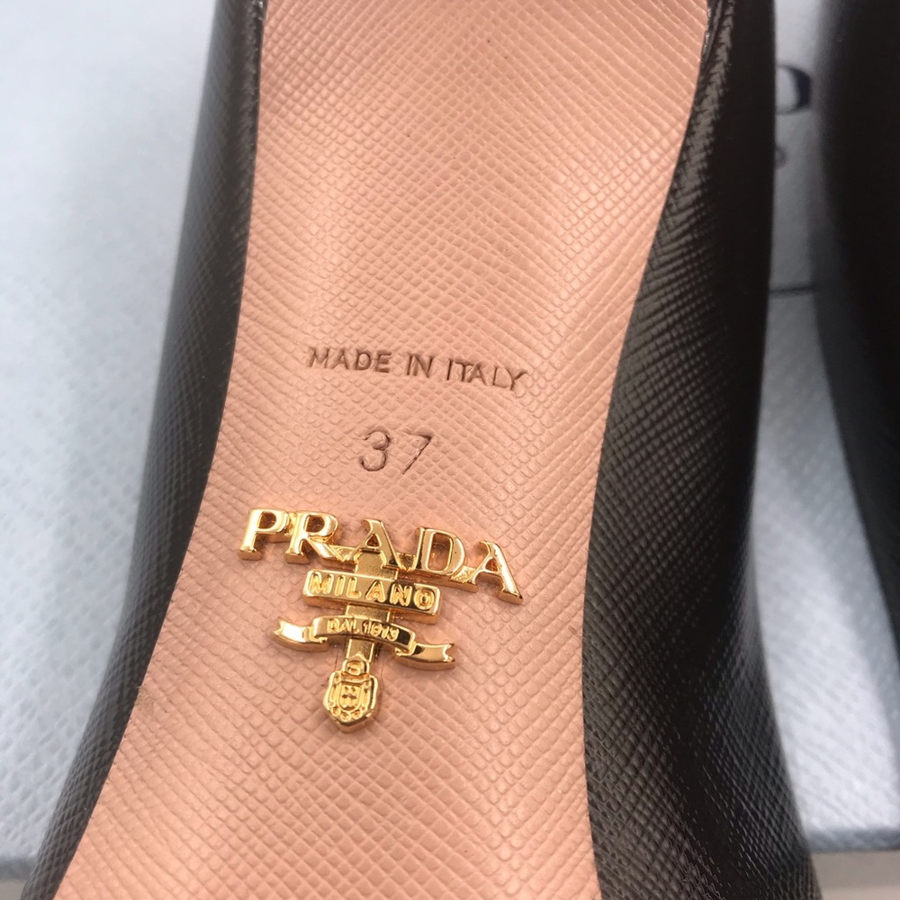 Prada Shoes Prada Heels NWB 1/2 size off 37L 37.5R - Picture 12 of 14